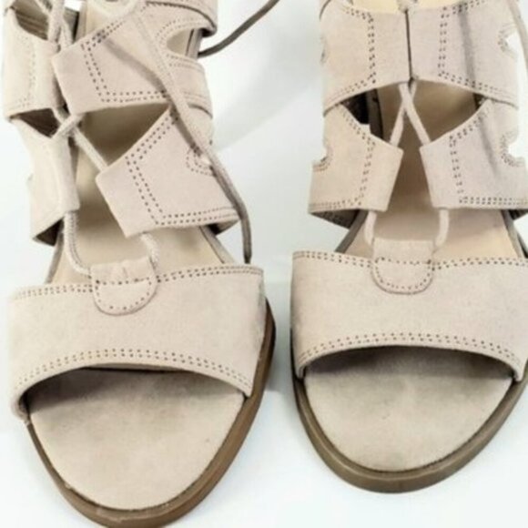 Simply Vera Vera  Wang Women's 9M Tan Open Toe & Back Lace up 3.5" Heel Sandals - Picture 10 of 12